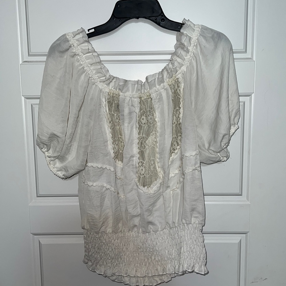 Shoulderless Top